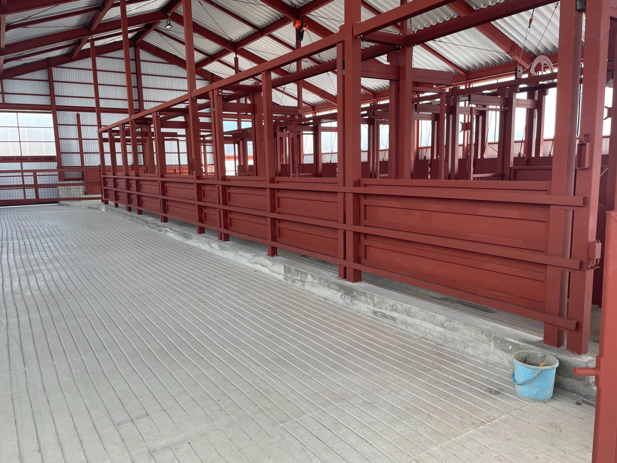 山形県酒田市 育成舎 畜舎設計 2400㎡ 実績